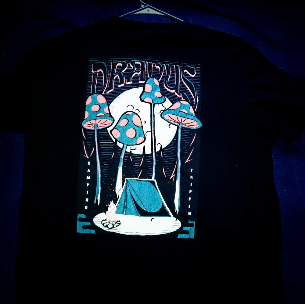 Men's T-shirt ( Size-Large)